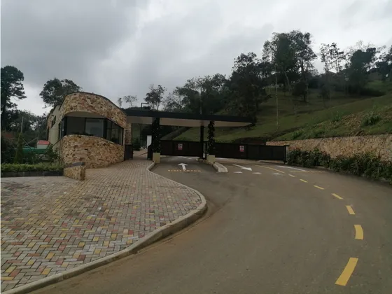 Lote Con Hermosa Vista En Parcelación Sector Montañez, Guarne