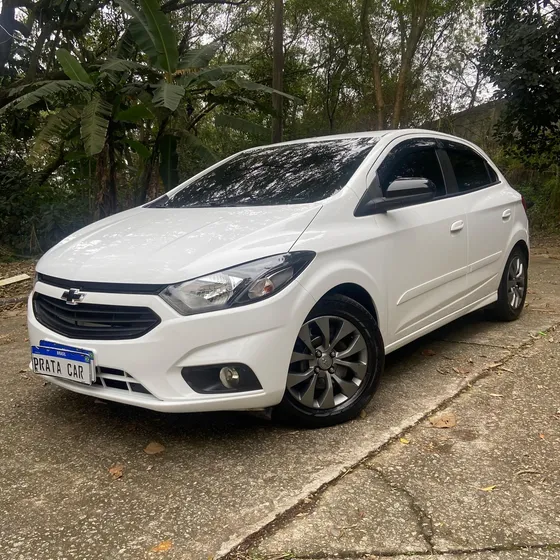 Chevrolet Onix 1.0 Joy Plus Black 8v