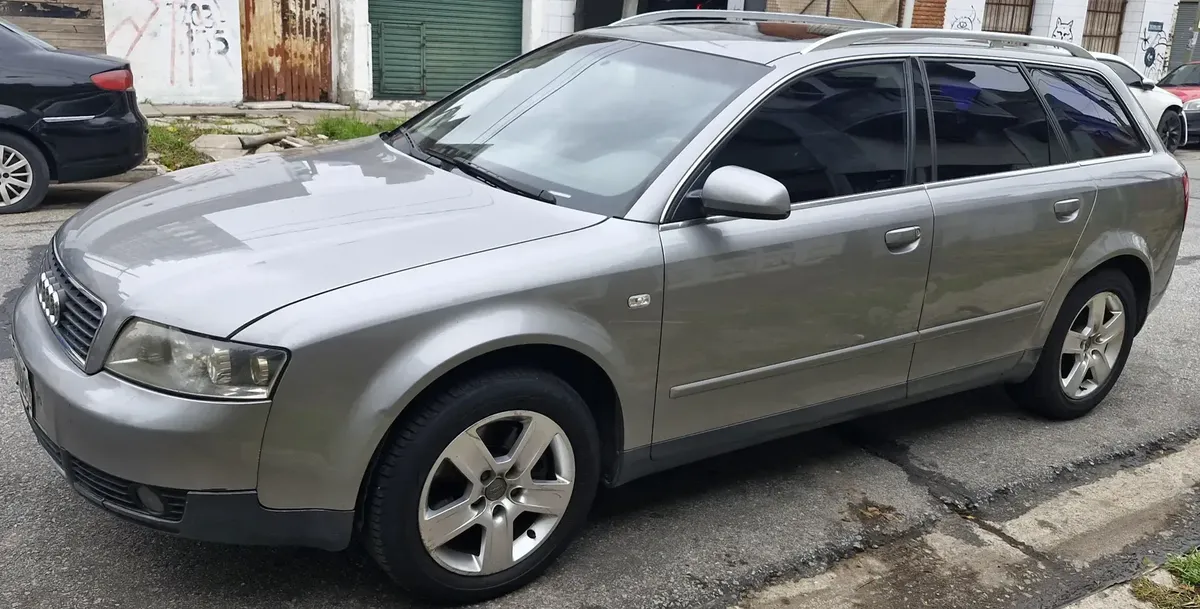 Audi A4 2.5 I