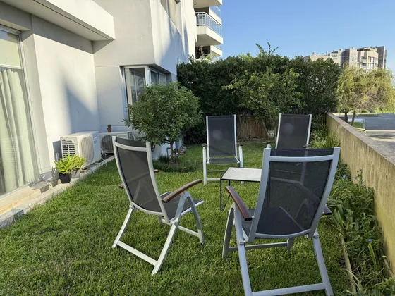 Venta Ribera | Departamento 2 Ambientes Con Jardín