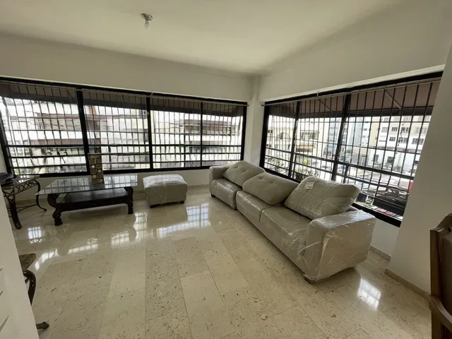 Apartamento De 3 Habitaciones En Venta En Naco Con Mármol Y Cocina Moderna