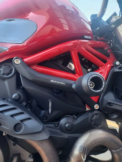Ducati Monster 1200 2017, Inmaculada Con Agregados, Titular