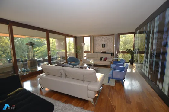 Amoblado.2dorm/3baños+servicios. Vía Aurora. Lo Curro 332 M²