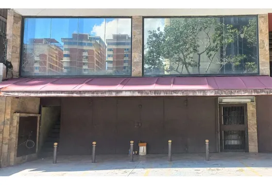 Alquilo Local Comercial C/ Mezzanina 546m2 Altamira Sur 9530