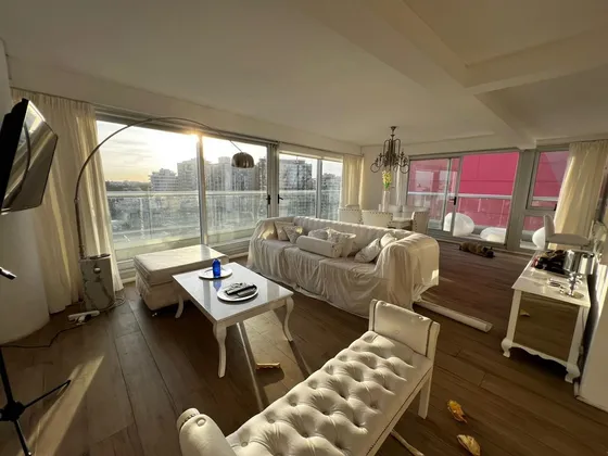 Departamento En Dúplex A La Venta En Olivos, Pileta, Cochera, Vigilancia, Río, Puerto, Vicente López, G.b.a. Zona Norte
