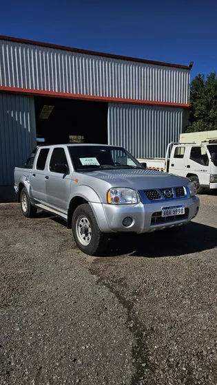 Nissan Frontier 2.4 Le 4x4 Mt