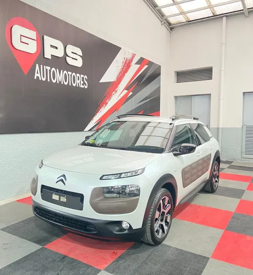 Citroën C4 Cactus 1.2 Puretech 110 At6 S&s Shine