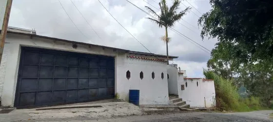 Casa En Venta San Antonio De Los Altos - Potrero Del Medio Cerca Club De Campo - Miranda   Mo01
