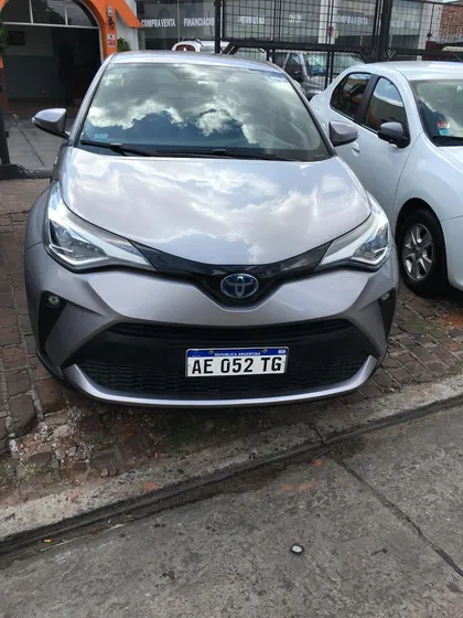 Toyota C-hr Hybrid C-hr Cvt 1.8 Hev Seg Ecvt