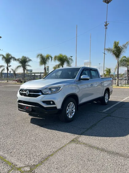 Ssangyong Musso Grand 2.2td Glx Mt6 2wd