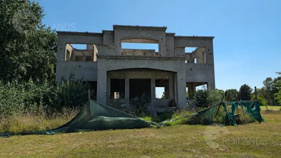 Venta Casa 5 Ambientes En Obra Con Vista Al Golf En Fincas De San Vicente Golf Club