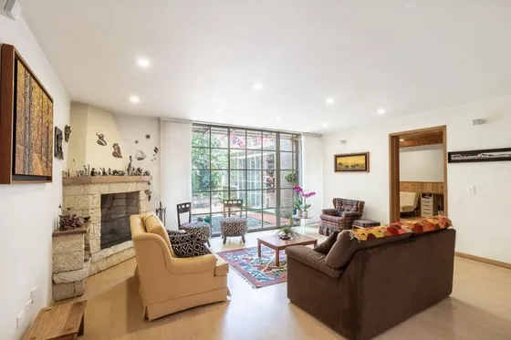 Casa En Venta En Niza Antigua. Cod V5431