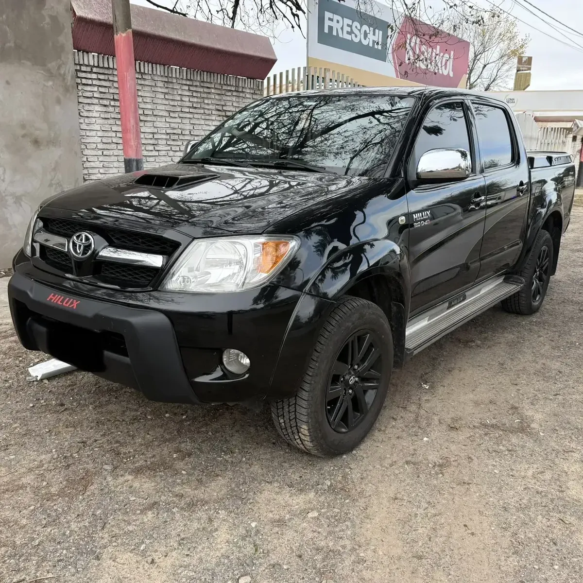 Toyota Hilux Srv