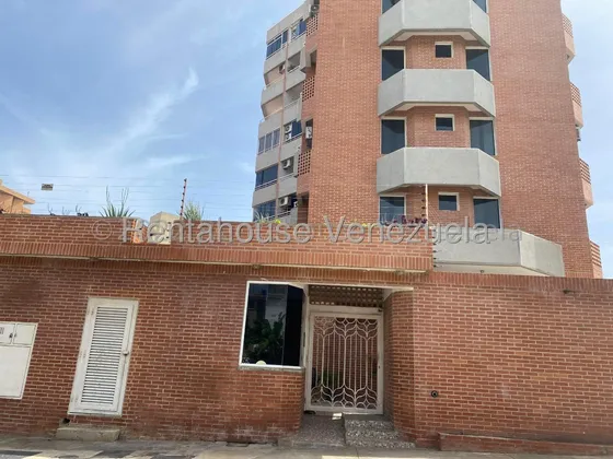 Apartamento En Alquiler Playa Grande