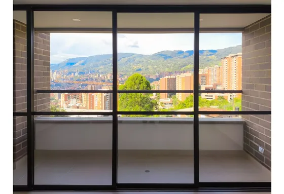 Arriendo Apartamento Nuevo Con Hermosa Vista En Envigado