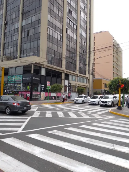 Vendo Céntrico Estacionamiento (cochera) Esq. Schell C/larco Miraflores A Un Paso Del Bcp