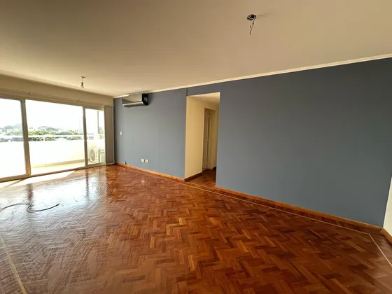 Alquiler Torres Del Solar - 2 Habitaciones, Balcón, Cochera