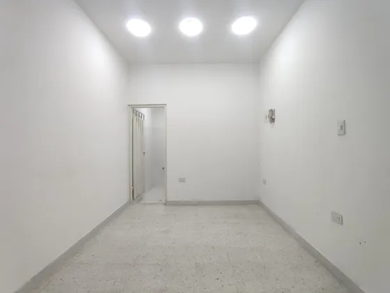 Local En Arriendo En Pizarreal. Cod A30791
