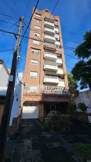 Departamento En Venta En Lanus Este