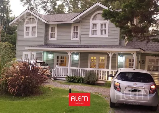 Casa De 3 Dormitorios En Venta En Country El Paraiso | Apto Crédito