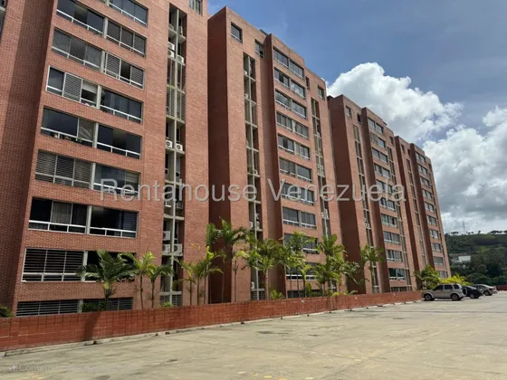En Venta Espectacular Apartamento, Totalmente Remodelado En El Encantado Jm-rc 25:24426 