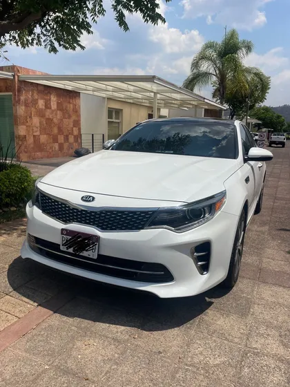 Kia Optima 2.0 L Turbo Gdi Sxl At