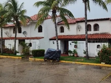 Venta De Casa Lecheria Complejo El Morro Puerto Príncipe 