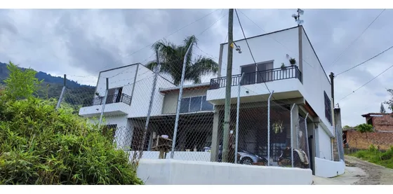 Venta De Hermosa Casa Girardota