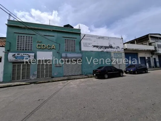 Galpón Con Locales Comerciales En Venta Santa Rosa Db 25-7141