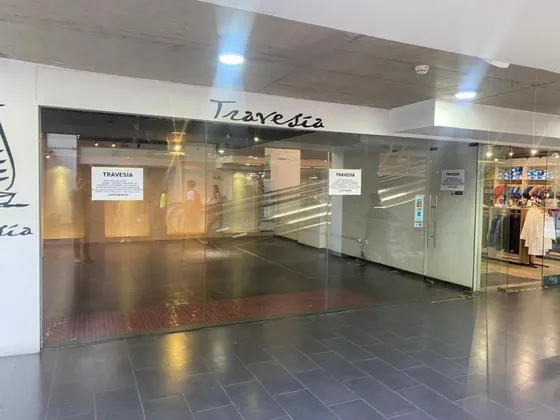 Local Comercial En Strip Center Paseo El Tamarugo - Vitacura