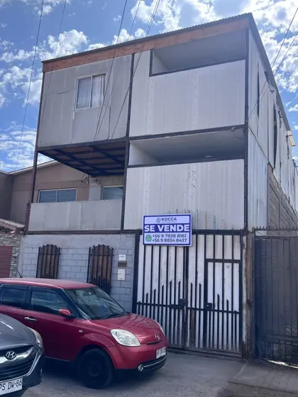 Casa Para Inversión 3 Pisos Con 3 Deptos. La Pampa, A. H.