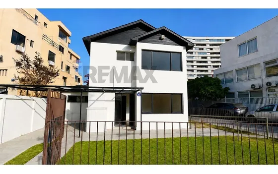 Arriendo Casa Habitacional/ Comercial, Providencia