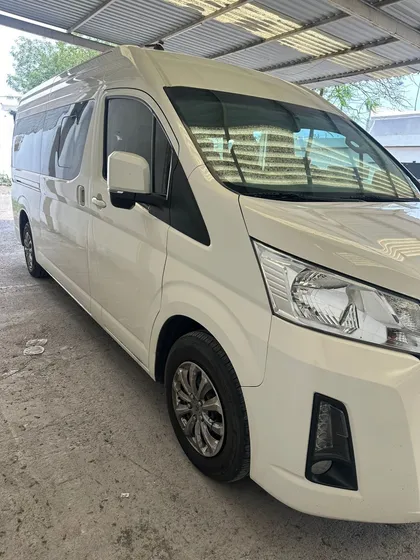 Toyota Hiace 2.7 Bus 15 Pas Mt