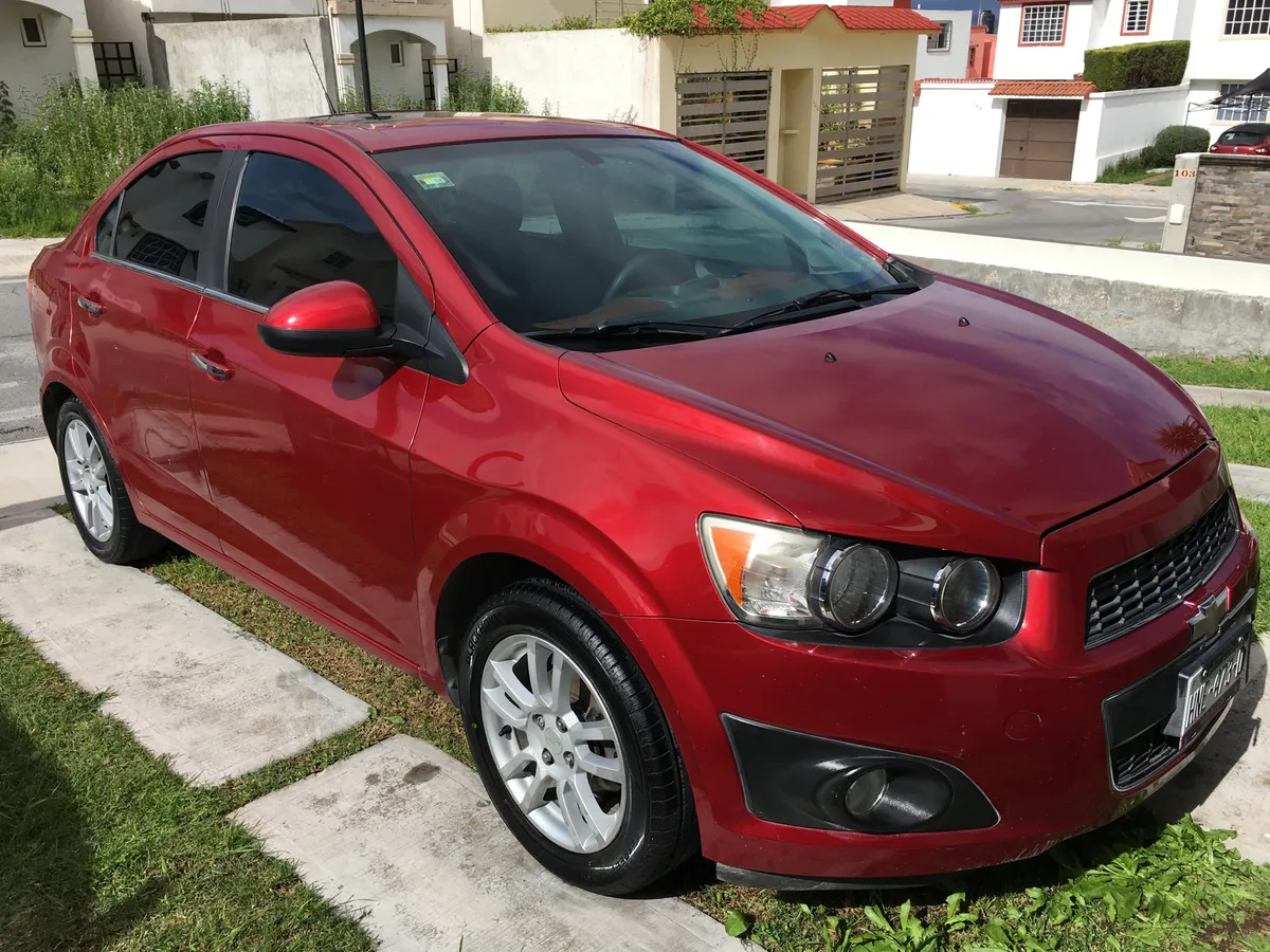 Chevrolet Sonic 1.6 LTZ AT64021905661313120