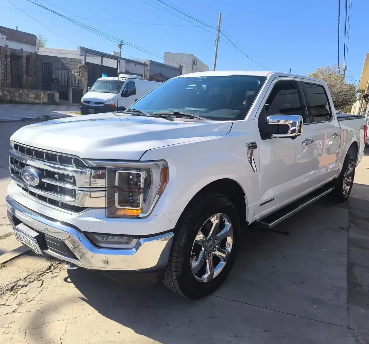 Ford F-150 3.5L V6 Ecoboost Lariat Luxury 4X4 Hybrid Automatic