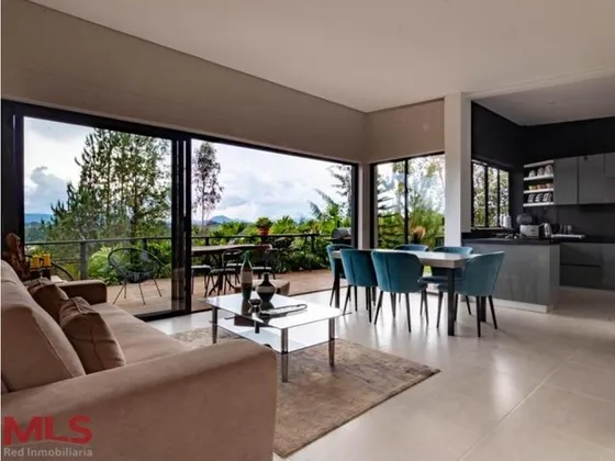 Casa De Un Solo Nivel Con Espectacular Vista.(mls#238837)