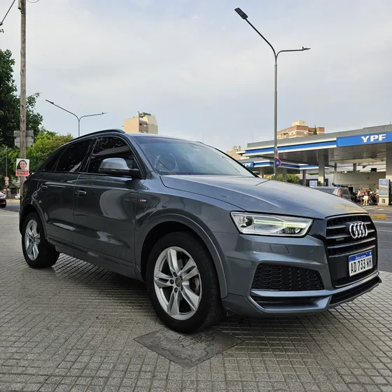 Audi Q3 2.0 Tfsi Stronic Quattro 220cv