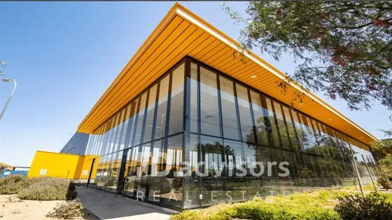 Arriendo De Bodegas En Centro Logístico 345 M2 - Colina