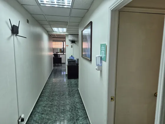 Increible Precio!!! Gran Oficina En Arlegui Uso Inmediato