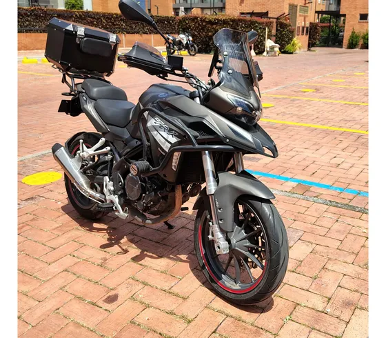 Benelli Trk 251 2022  6 000 Km  Como Nueva