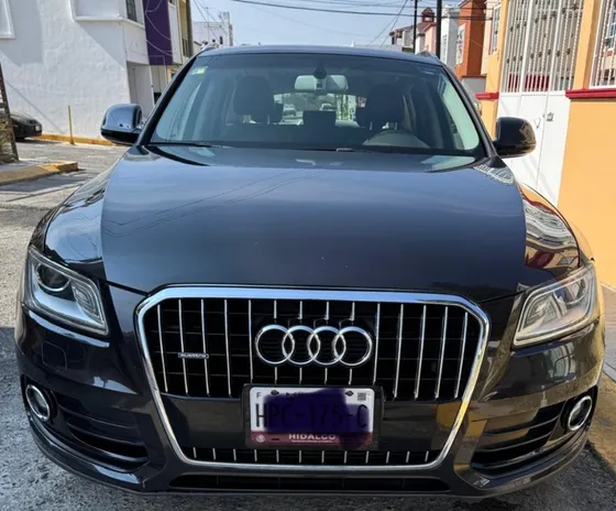 Audi Q5 2.0 L T Dynamic Dsg