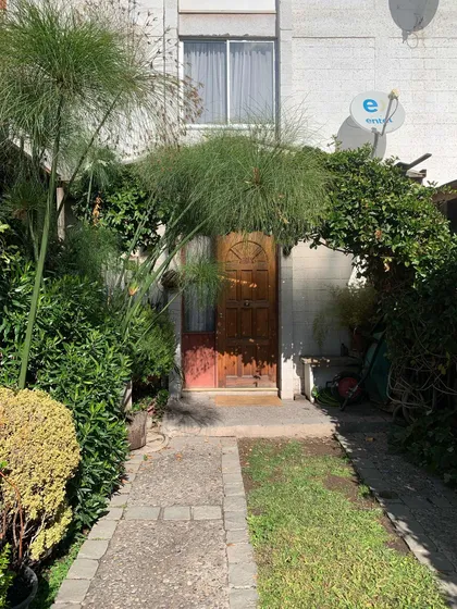Vivienda Unifamiliar, 2 Dormitorios Amplios Y 1 Baño