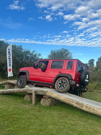 Suzuki Jimny Glx Mt 5p