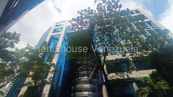 Alquiler De Local Comercial En El Rosal Cc Lido #25-24072