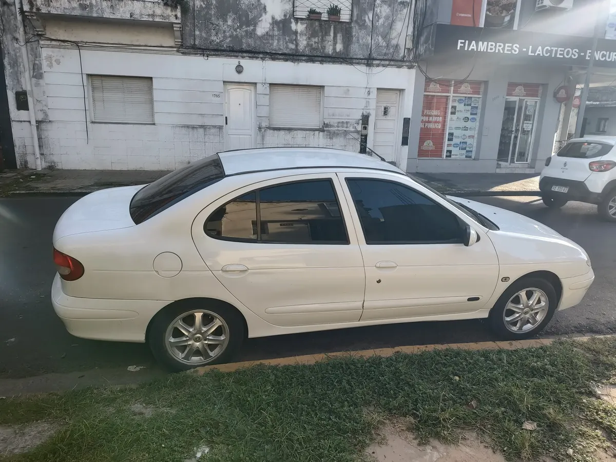 Renault Megane 1.6 16V Expression544463067357521925