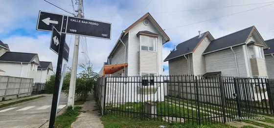Casa En Arriendo Amoblada De 2 Pisos En Frutillar Alto