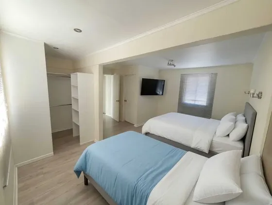 Amplia Casa En Arriendo 5 Habitaciones (174443)