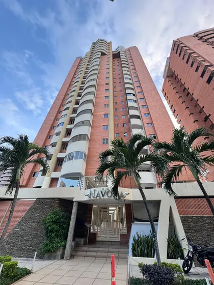 En Alquiler Apartamento Urb. La Trigaleña Planta Y Pozo Rp