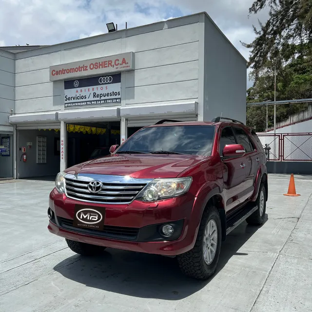 Toyota Fortuner 4x4