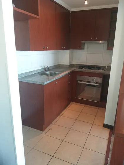 A Pasos Del Metro Irarrazaval 2 Dorm. 2 Baños.